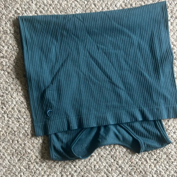 Zyia Parallel Tank Moss Medium - Picture 2 of 2